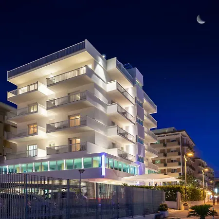 Ghirlandina 3* Rimini