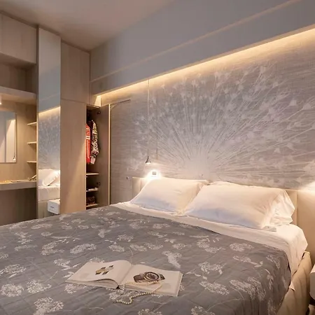 Ghirlandina 3* Rimini