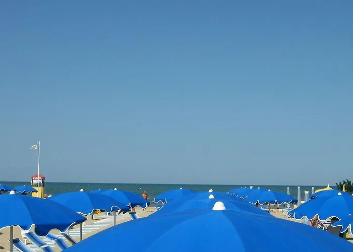 Szálloda Ghirlandina 3*