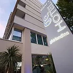 Hotel Ghirlandina Rimini