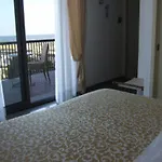 Hotel Ghirlandina