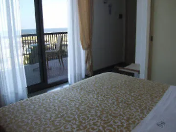 Otel Ghirlandina