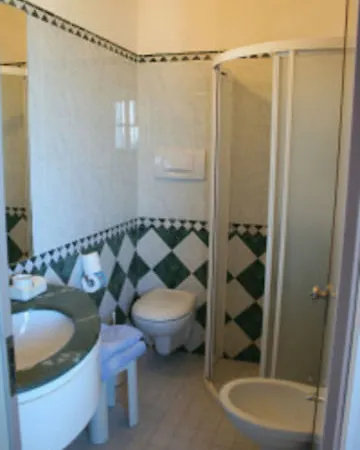 Otel Ghirlandina Rimini