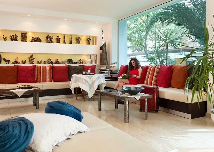 Ghirlandina 3* Rimini